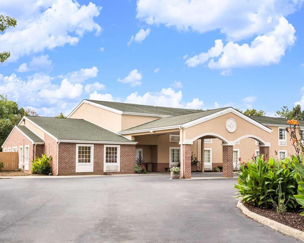 Quality Inn University Area Farmville Luaran gambar
