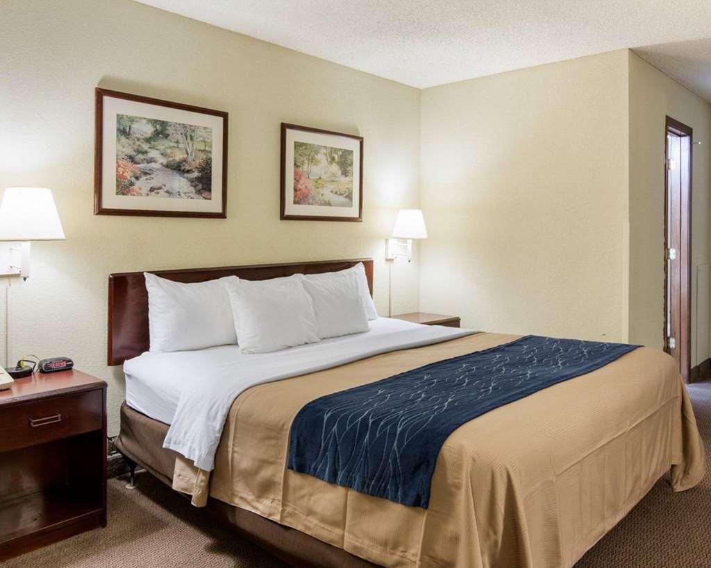 Quality Inn University Area Farmville Bilik gambar