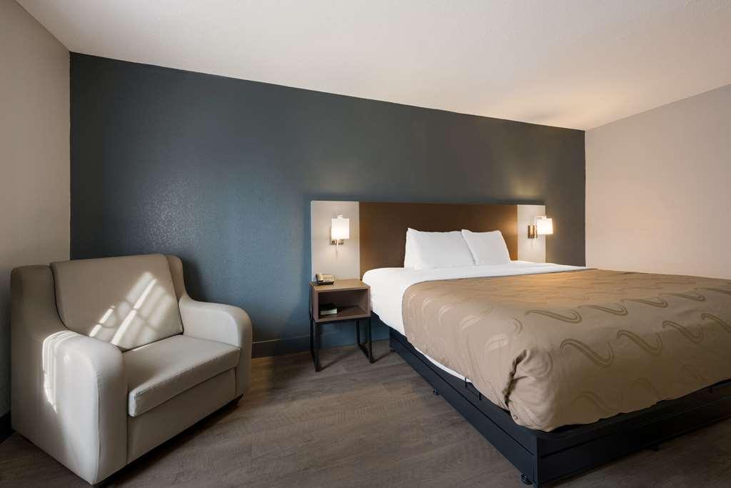 Quality Inn University Area Farmville Bilik gambar
